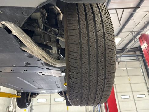 Used 2022 Rivian R1T Adventure AWD/4WD image 19