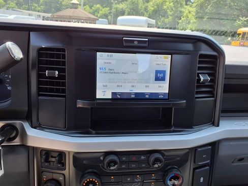 New 2025 Ford F250 XL w/ 360-Degree Camera Package image 15