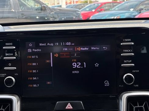 Used 2021 Kia Sorento LX FWD image 19