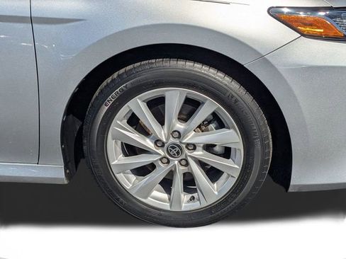 Used 2022 Toyota Camry LE AWD/4WD image 10