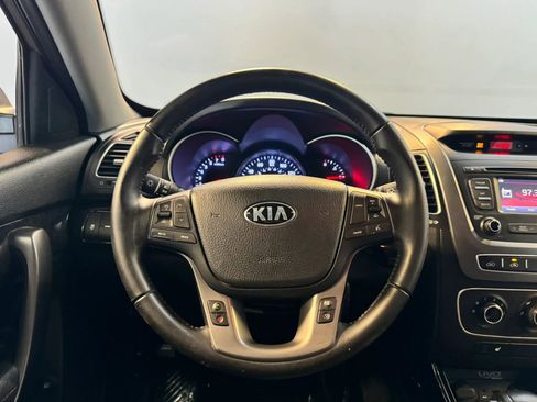 Used 2014 Kia Sorento LX FWD image 8