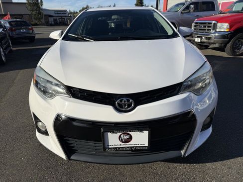 Used 2015 Toyota Corolla LE Premium image 3