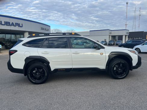 Certified 2025 Subaru Outback Wilderness image 8