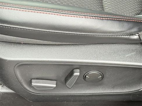 Certified 2023 Ford Escape ST-Line Select w/ Class II Trailer Tow Package image 7