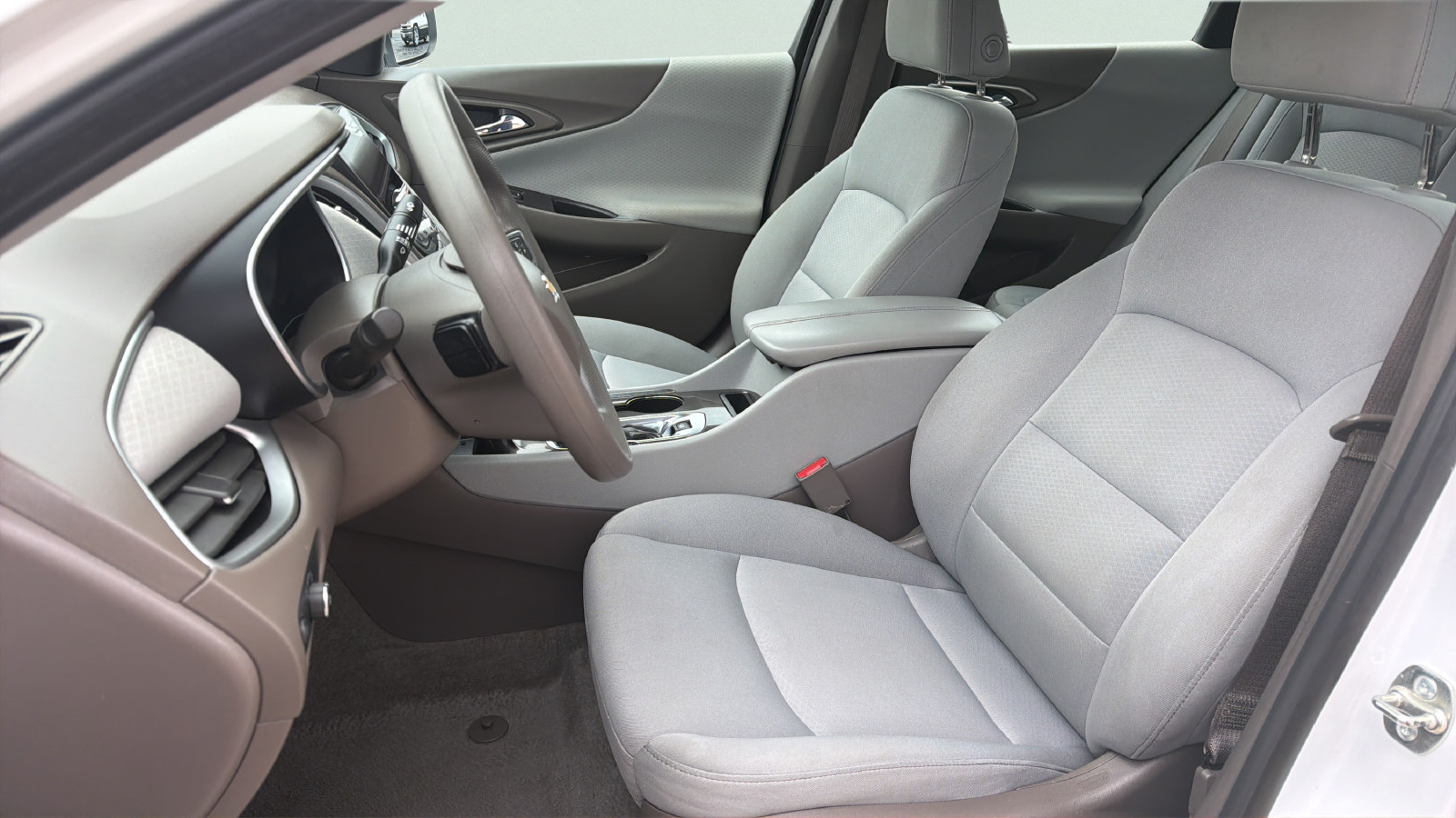 Used 2024 Chevrolet Malibu LT FWD image 11
