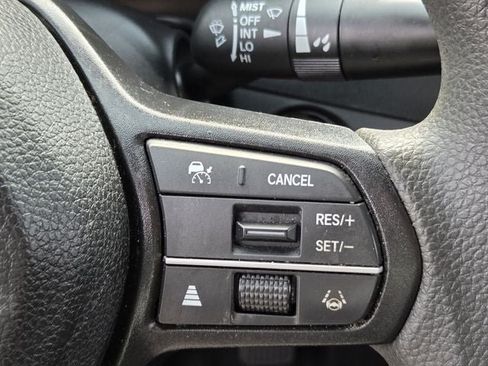 Used 2025 Honda Accord LX image 30