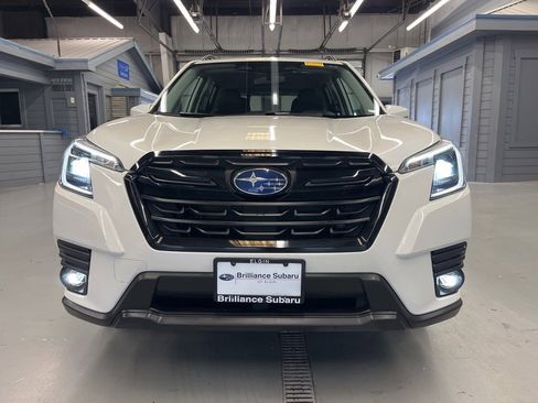 Certified 2024 Subaru Forester Limited image 2