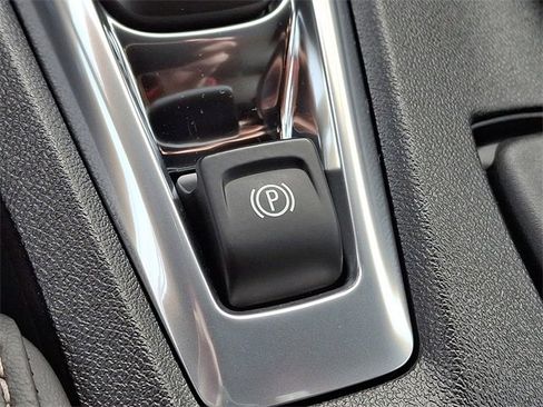 Used 2017 Chevrolet Camaro SS image 25