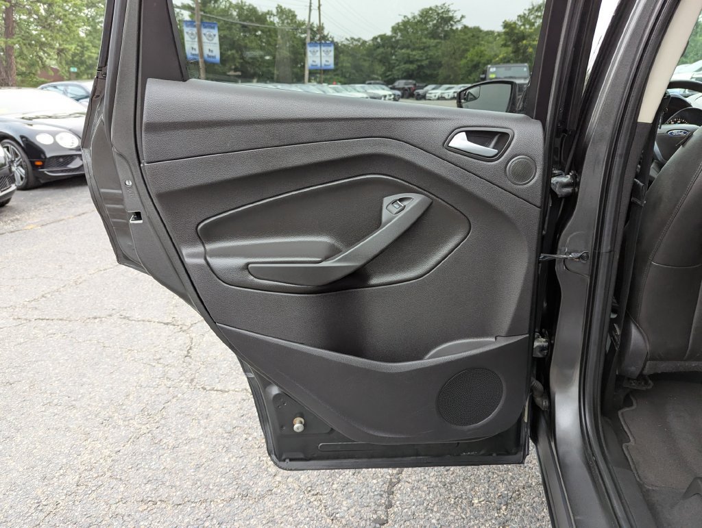 Used 2015 Ford Escape Titanium AWD/4WD image 37