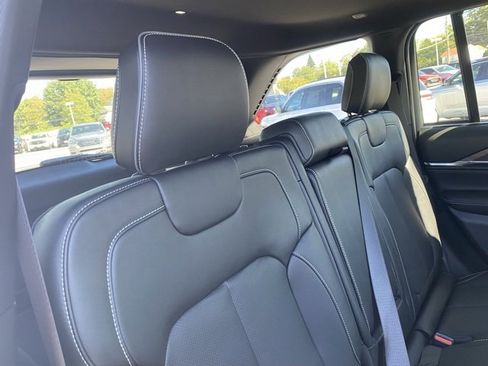 New 2025 Jeep Grand Cherokee Overland w/ Adv Protech Group III image 35