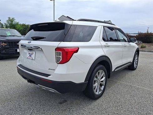 Certified 2024 Ford Explorer XLT w/ Equipment Group 202A AWD/4WD image 25