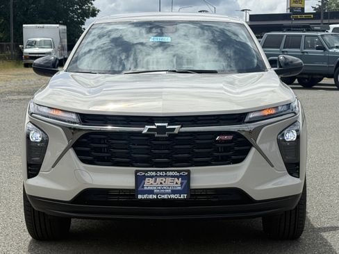 New 2026 Chevrolet Trax RS w/ Driver Confidence Package FWD image 8