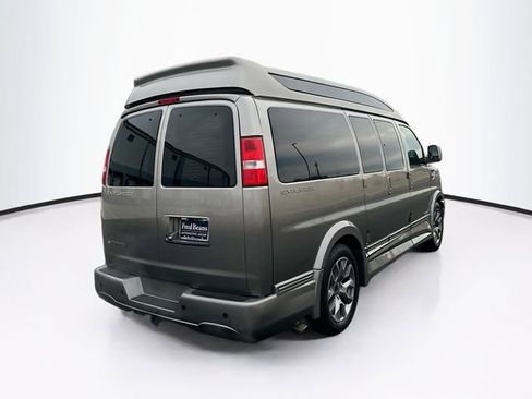 Used 2022 Chevrolet Express 2500 w/ Enhanced Convenience Package image 12