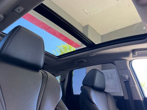 Used 2024 Acura MDX FWD image 19