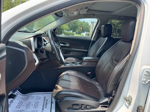 Used 2010 Chevrolet Equinox LTZ FWD image 9