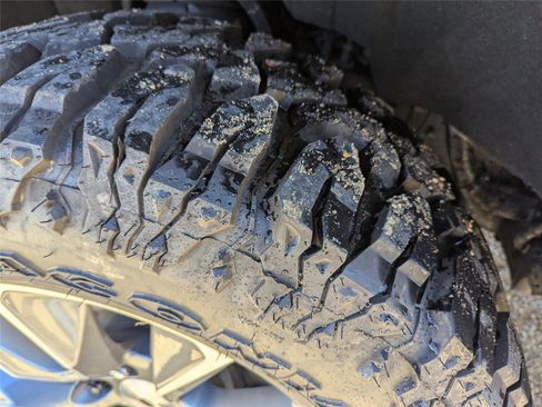 Used 2018 Chevrolet Silverado 1500 LTZ w/ Texas Edition image 26