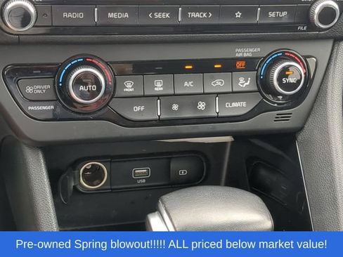 Used 2022 Kia Niro LXS FWD image 33