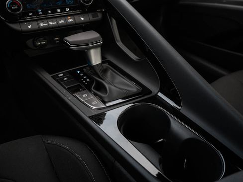 New 2026 Hyundai Elantra SEL Sport Premium FWD image 24