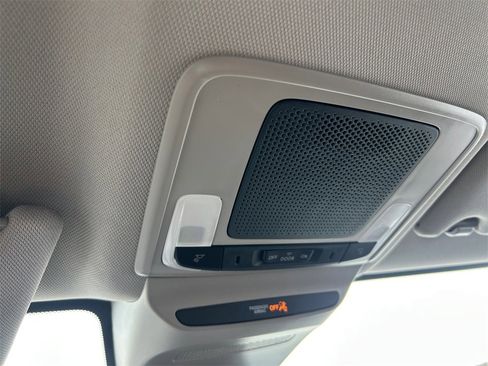 New 2026 Honda HR-V LX image 17