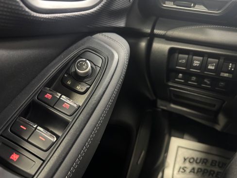 Used 2019 Subaru Forester Touring image 6