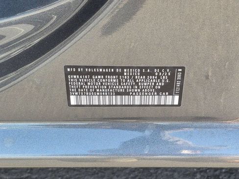 Used 2025 Volkswagen Jetta SE FWD image 35