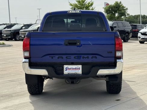 Used 2023 Toyota Tacoma SR5 RWD image 5