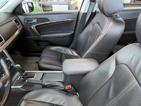 Used 2011 Lincoln MKZ w/ 102A Rapid Spec Order Code FWD image 8