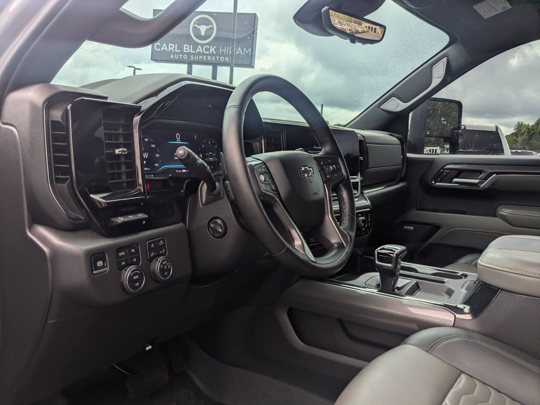 Used 2024 Chevrolet Silverado 1500 ZR2 w/ Technology Package AWD/4WD image 14