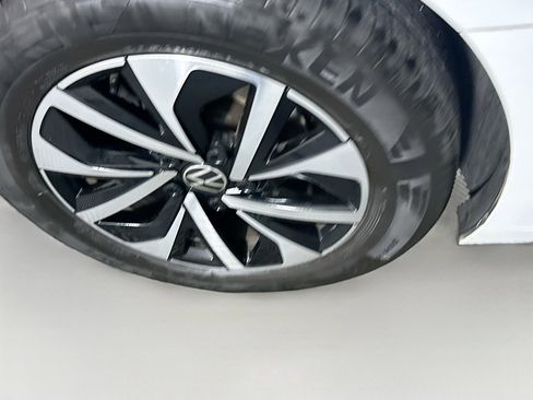 Used 2024 Volkswagen Jetta S image 11