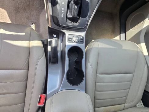 Used 2016 Ford Escape SE w/ SE Leather Comfort Package AWD/4WD image 27