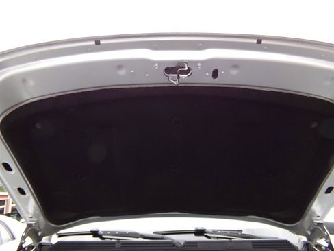 Used 2018 GMC Sierra 1500 SLT image 75