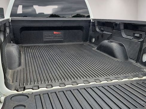 Used 2019 Chevrolet Silverado 1500 LT AWD/4WD image 8