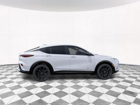 New 2026 Buick Envista Sport Touring image 11