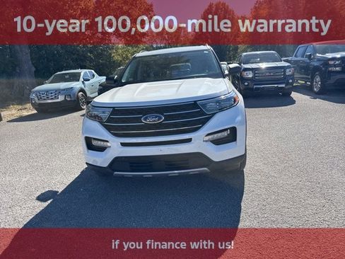 Used 2023 Ford Explorer XLT w/ Equipment Group 202A image 5