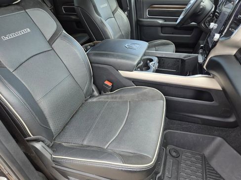 Used 2024 RAM 3500 Laramie w/ Towing Technology Group image 27