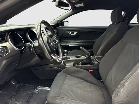 Used 2020 Ford Mustang GT RWD image 17