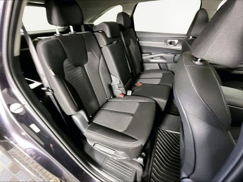 New 2026 Kia Sorento LX image 11