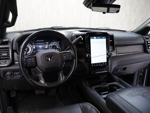 Used 2022 RAM 3500 Limited image 11