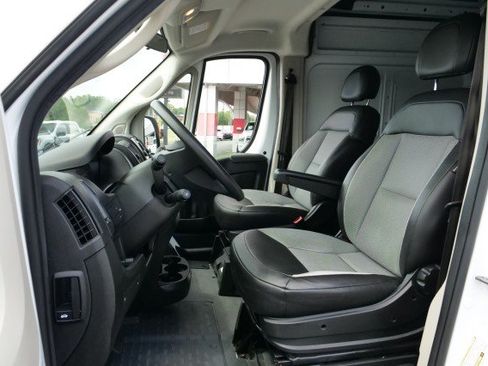 Used 2019 RAM ProMaster 1500 FWD image 3