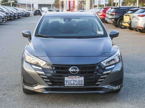 Used 2025 Nissan Versa SV w/ Trunk Package FWD image 2
