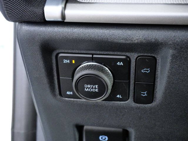 Certified 2025 Ford Expedition Active AWD/4WD image 28