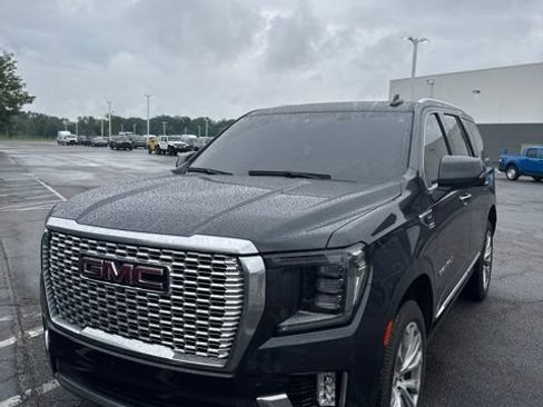 Used 2022 GMC Yukon Denali AWD/4WD image 8