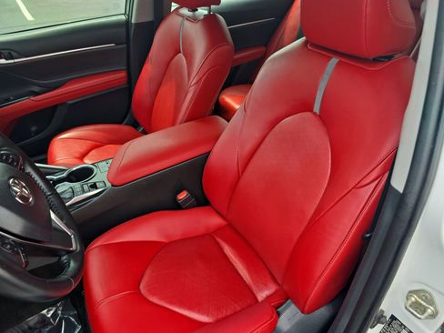 Used 2018 Toyota Camry XSE w/ Audio Package FWD image 14