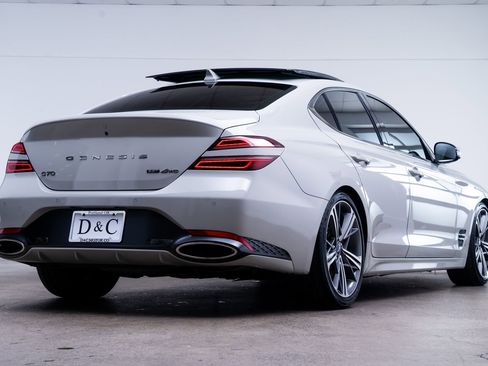 Used 2025 Genesis G70 3.3T Advanced AWD/4WD image 7