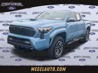 Used 2026 Toyota Tacoma TRD Sport w/ TRD Sport Premium Package RWD video 1