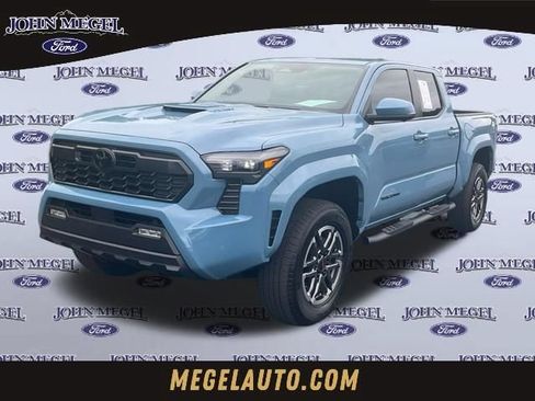 Used 2026 Toyota Tacoma TRD Sport w/ TRD Sport Premium Package RWD image 1
