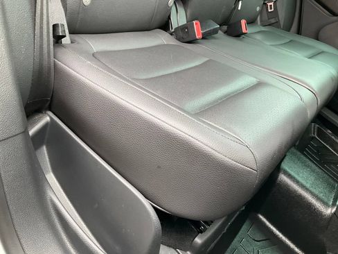 Used 2014 Volkswagen Tiguan SE FWD image 50
