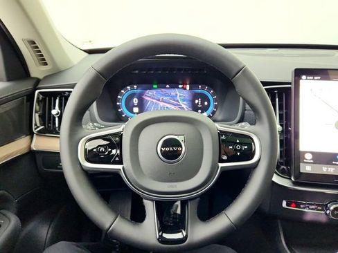 New 2025 Volvo XC90 B6 Plus w/ Protection Package Premier image 25