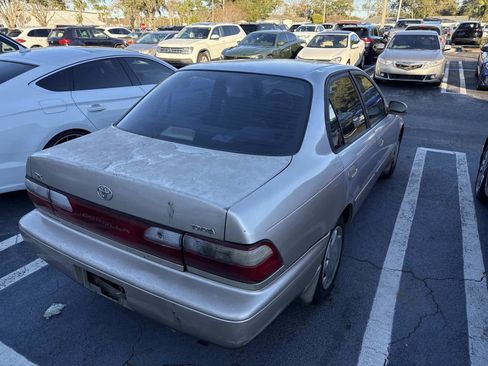 Used 1996 Toyota Corolla DX image 2