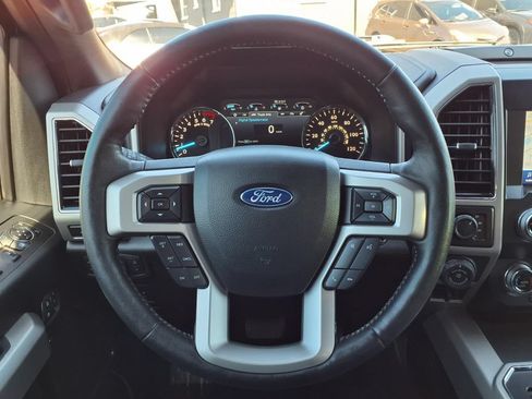 Used 2019 Ford F150 Lariat w/ Equipment Group 502A Luxury AWD/4WD image 38